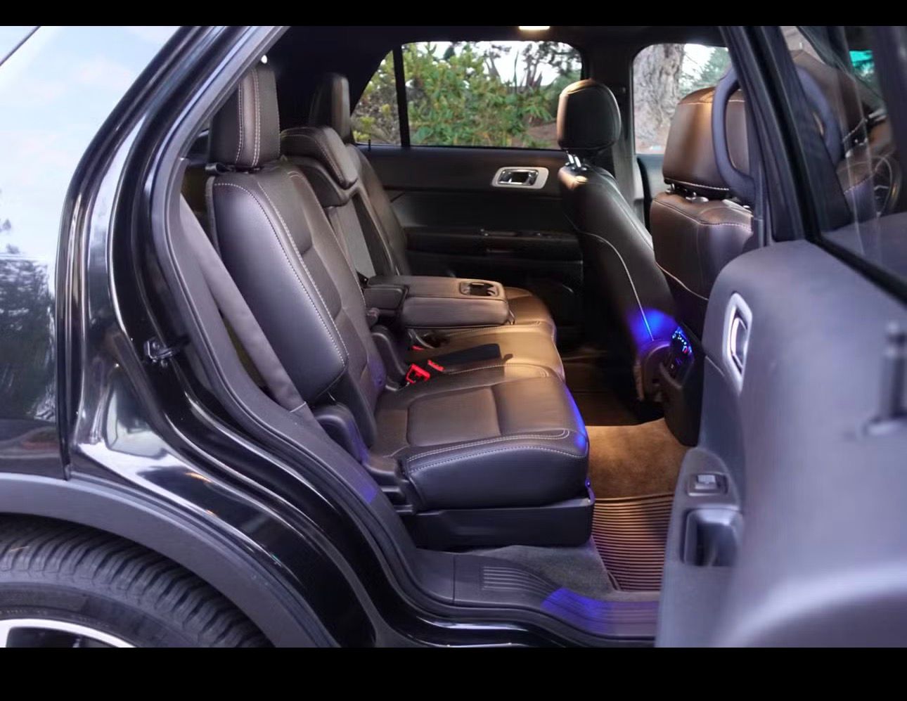 Ford Explorer 2015 interior leather seats spacious cabin Santa Cruz