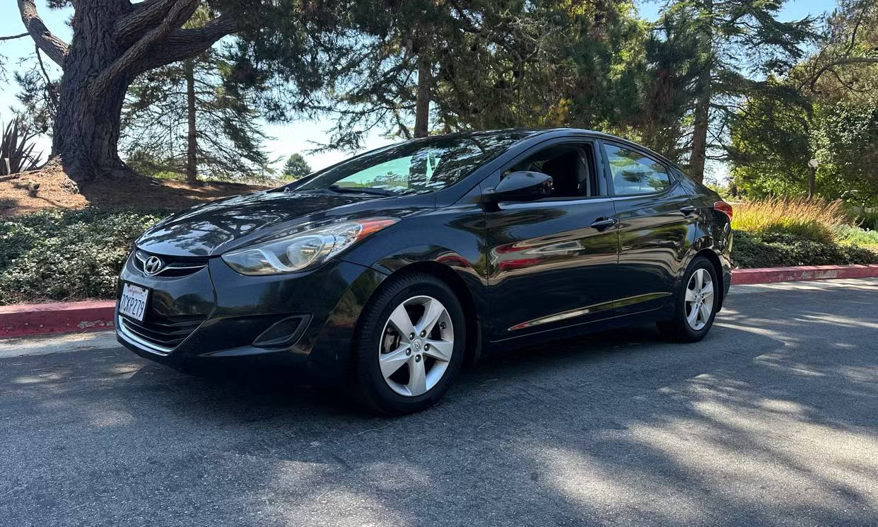 Hyundai Elantra 2013