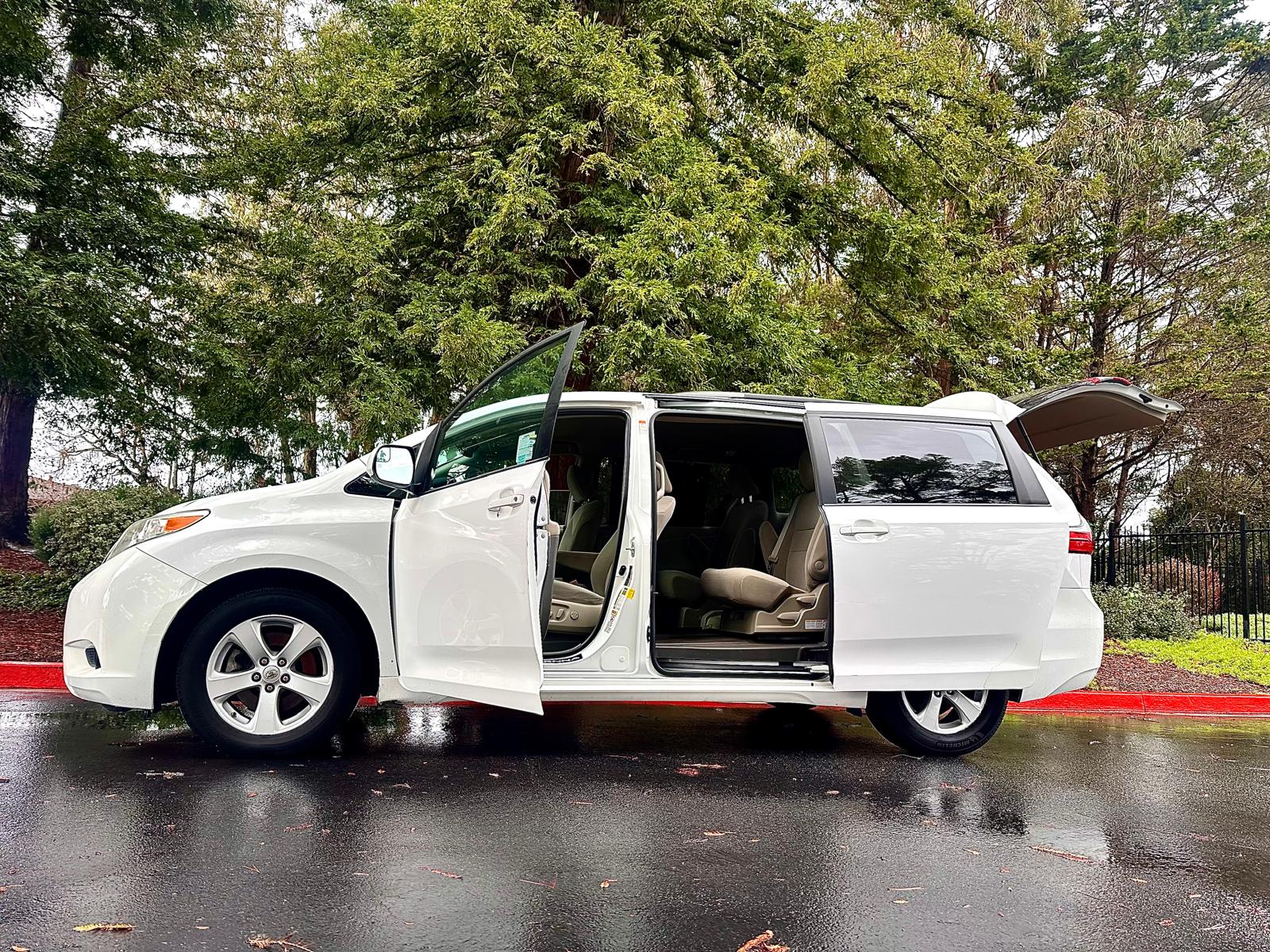 Toyota Sienna LE 2017 minivan rental on Turo Santa Cruz Capitola